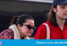 Selena Gomez đi nghỉ với bạn bè