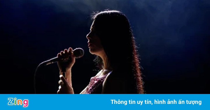 Nữ ca sĩ Hàn bị công ty quản lý điều đi bán dâm Nữ ca sĩ Hàn bị công ty quản lý điều đi bán dâm