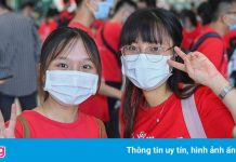 Sinh viên Đại học Y Hà Nội vào Bình Dương tham gia chống dịch