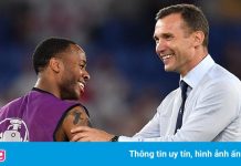 Dàn sao tuyển Anh chào hỏi Shevchenko