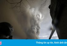 Núi lửa sắp phun trào, Philippines sơ tán khẩn cấp hàng nghìn dân