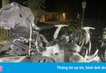 Tesla Model S Plaid 2021 bốc cháy khi có người bên trong