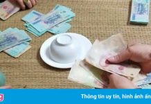 Bắt quả tang 13 người xóc đĩa trong đợt dịch Covid-19