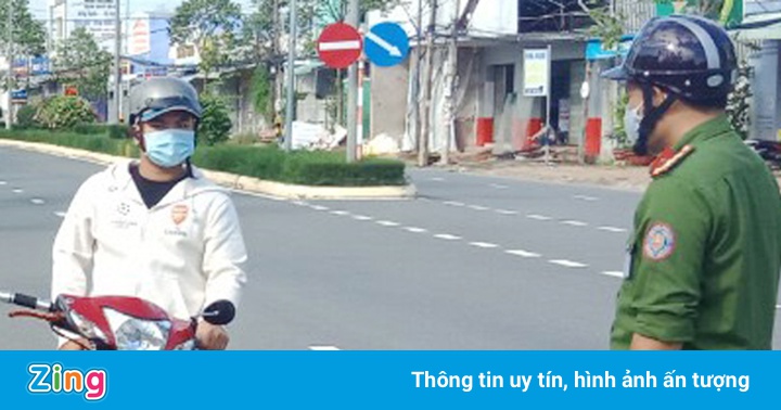 Các tỉnh miền Tây đồng loạt kéo dài thời gian áp dụng Chỉ thị 16 Các tỉnh miền Tây đồng loạt kéo dài thời gian áp dụng Chỉ thị 16