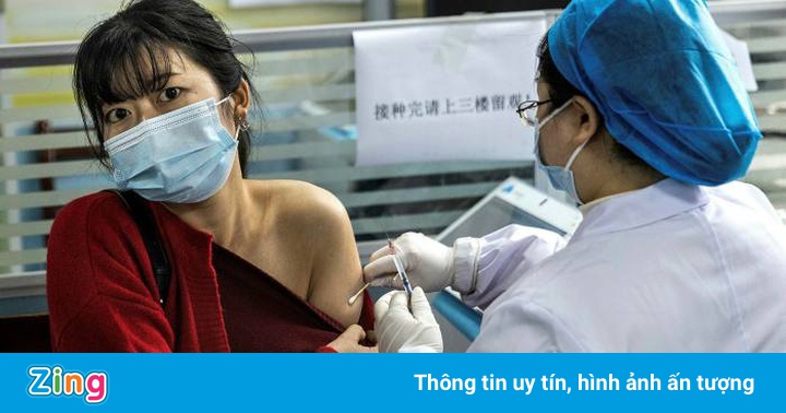 Trung Quốc tiêm lượng vaccine nhiều hơn tổng dân số