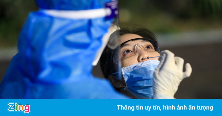 Chuyên gia đề xuất phương án người dân TP.HCM tự lấy mẫu xét nghiệm