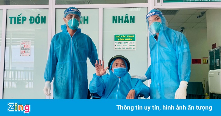Hai bệnh nhân Covid-19 từng nguy kịch được xuất viện