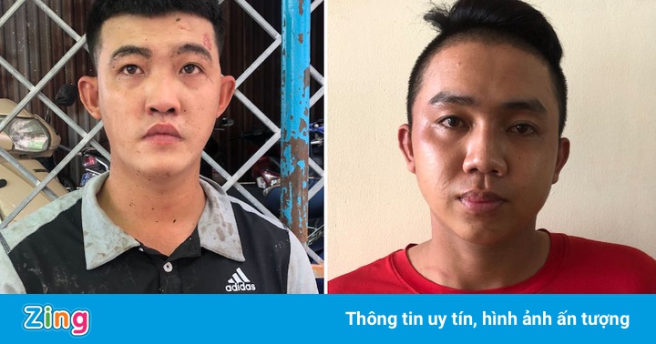 Hai thanh niên tránh chốt kiểm dịch, cầm dao chống trả cảnh sát