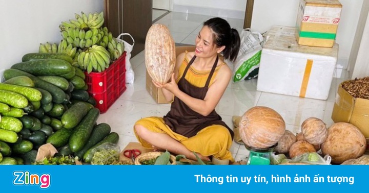 Cả xóm ở TP.HCM quen nhau nhờ san sẻ đồ ăn trong dịch