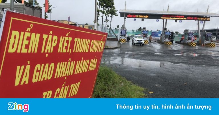 Cần Thơ buộc đổi tài xế vào thành phố hoặc giao hàng tại điểm tập kết