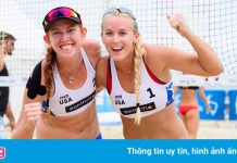 Tại sao các cầu thủ bóng chuyền bãi biển mặc bikini?