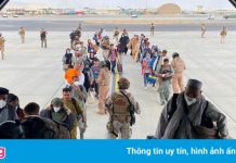Anh lo ngại Mỹ sẽ rút quân khỏi sân bay Kabul trong vài ngày tới