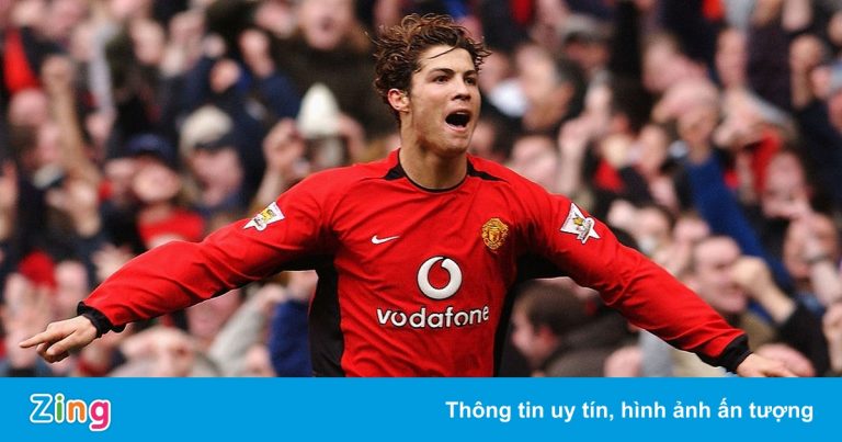 Ronaldo trở lại khoác áo MU Ronaldo trở lại khoác áo MU