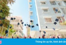 Một lớp có 70% điểm xét tuyển đại học trên 28