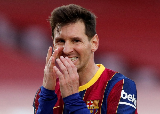 Messi hop bao ve vu do vo voi Barcelona anh 22