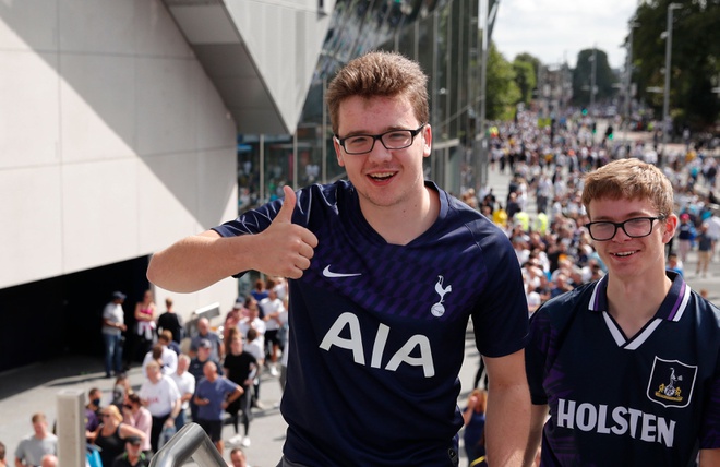 Tottenham dau Man City anh 24