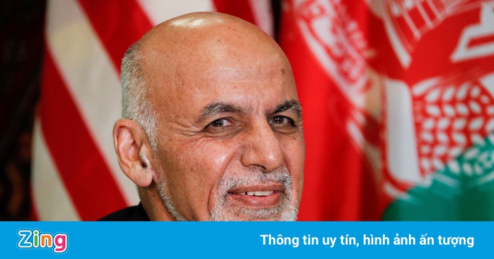 RIA: Tổng thống Afghanistan ra nước ngoài với trực thăng đầy tiền