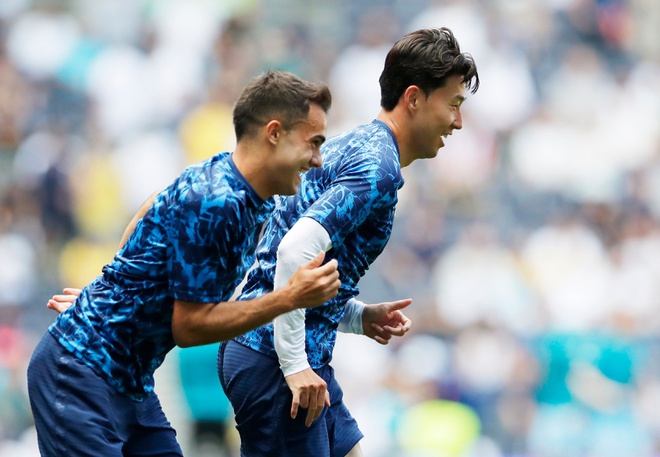 Tottenham dau Man City anh 19