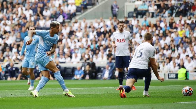 Tottenham dau Man City anh 14