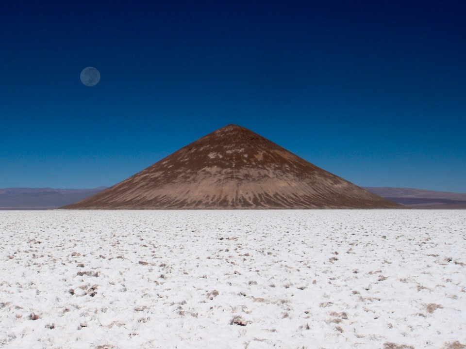 Chiêm ngưỡng vẻ đẹp "kim tự tháp" tự nhiên của Argentina - 4