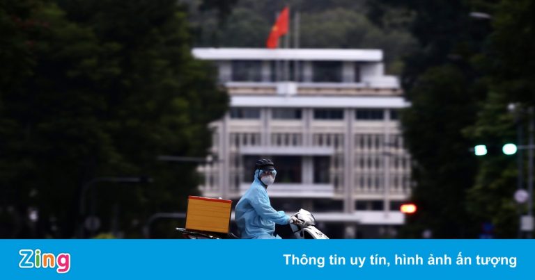 Kinh tế TP.HCM giảm tốc vì Covid-19 Kinh tế TP.HCM giảm tốc vì Covid-19