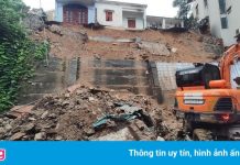 4 người bị vùi lấp lúc rạng sáng