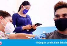 Lo sợ biến chủng Delta, người Mỹ gấp rút đi tiêm chủng