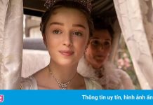 Nữ chính ‘Bridgerton’ chia tay bạn trai sau 5 tháng yêu nhau