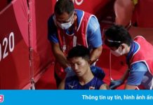 Tay đấm Nhật Bản rời sàn đấu bằng xe lăn ở bán kết Olympic