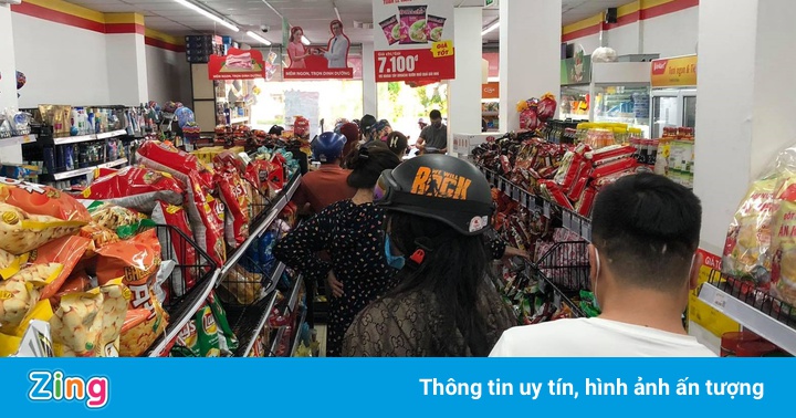 Triệu tập 8 người đăng tin TP Vinh áp dung Chỉ thị 16 + Triệu tập 8 người đăng tin TP Vinh áp dung Chỉ thị 16 +