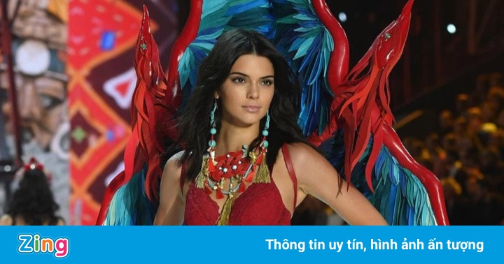 Tình trường Kendall Jenner với dàn sao bóng rổ cao 2 m Tình trường Kendall Jenner với dàn sao bóng rổ cao 2 m