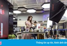 Trung Quốc sắp cấm người livestream xoá bình luận