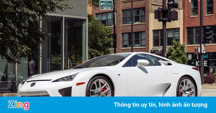 Siêu xe hàng hiếm Lexus LFA còn như mới được bán đấu giá