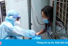 Người dân TP.HCM không tự đi chợ, lương thực được phát tận nhà