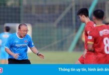 HLV Park hướng dẫn cách phòng ngự cho tuyển Việt Nam