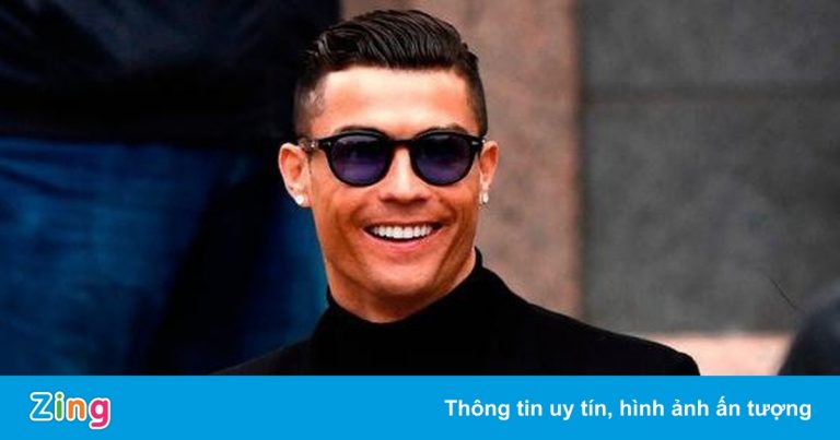 Báo Italy: ‘Ronaldo từ chối đề nghị phút chót của MU’ Báo Italy: ‘Ronaldo từ chối đề nghị phút chót của MU’