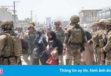 Taliban dọa dùng vũ lực đóng cửa sân bay Kabul