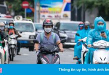 Đường phố TP.HCM đông đúc giờ cao điểm