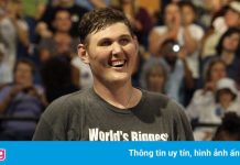 Người đàn ông cao nhất nước Mỹ qua đời ở tuổi 38