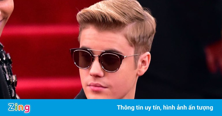 Xu hướng mua hàng giả Gucci và Rolex tăng cao