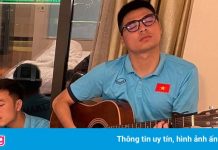 Tuyển thủ Việt Nam chia sẻ gì về ngày đầu tập luyện?