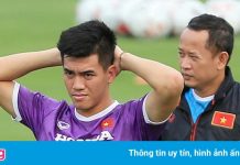 Tiến Linh tập riêng vì quá tải