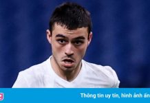 Pedri không đi nghỉ để hội quân cùng Barca