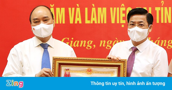 Bắc Giang nhận Huân chương Lao động vì thành tích chống dịch