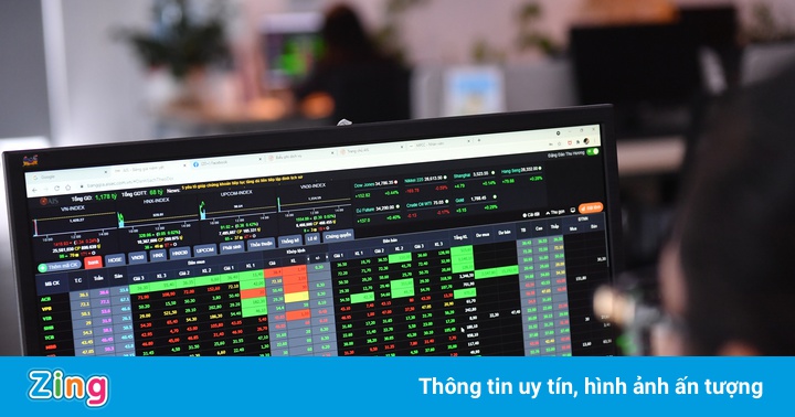 Dòng tiền vào ồ ạt, VN-Index tăng gần 14 điểm