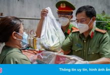 Công nhân TP.HCM: Một bó rau, quả trứng đều là món quà đáng trân trọng