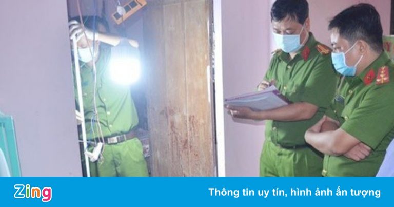 Người đàn ông chết trong tư thế bị trói