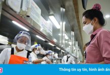 Đề xuất cho công nhân ở TP.HCM làm ‘2 tại chỗ’, ngủ ở ‘vùng xanh’