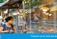 ‘Chợ nhà giàu’ phố cổ Hà Nội hoạt động trở lại