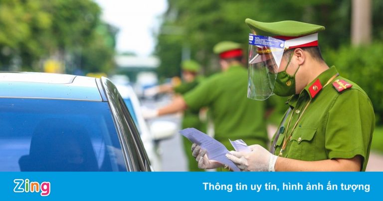 Phong tỏa trung tâm tiêm chủng ở Hà Đông